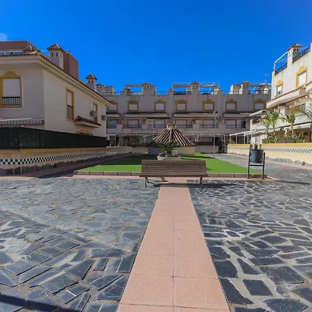 032 - Parque Y Playa 001 - Comfortholidays サンタ・ポラ